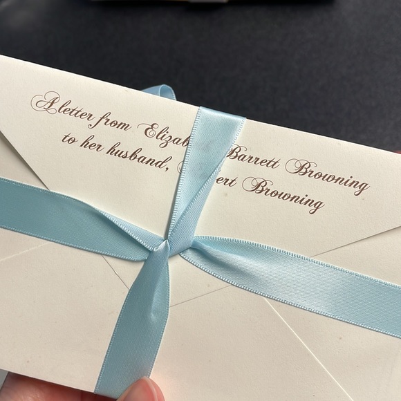 Red Envelope Love Letters Box - Picture 7 of 9